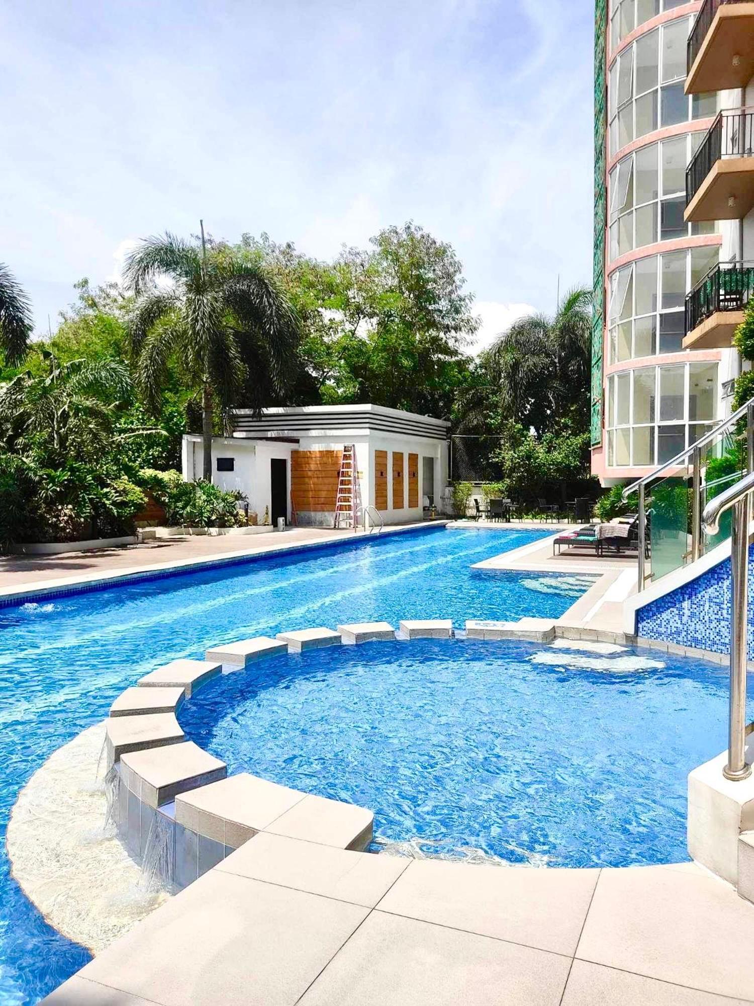 Lancris Residences 2 Bedroom Entire Apartment Near Airport With Pool Paranaque City Exterior photo